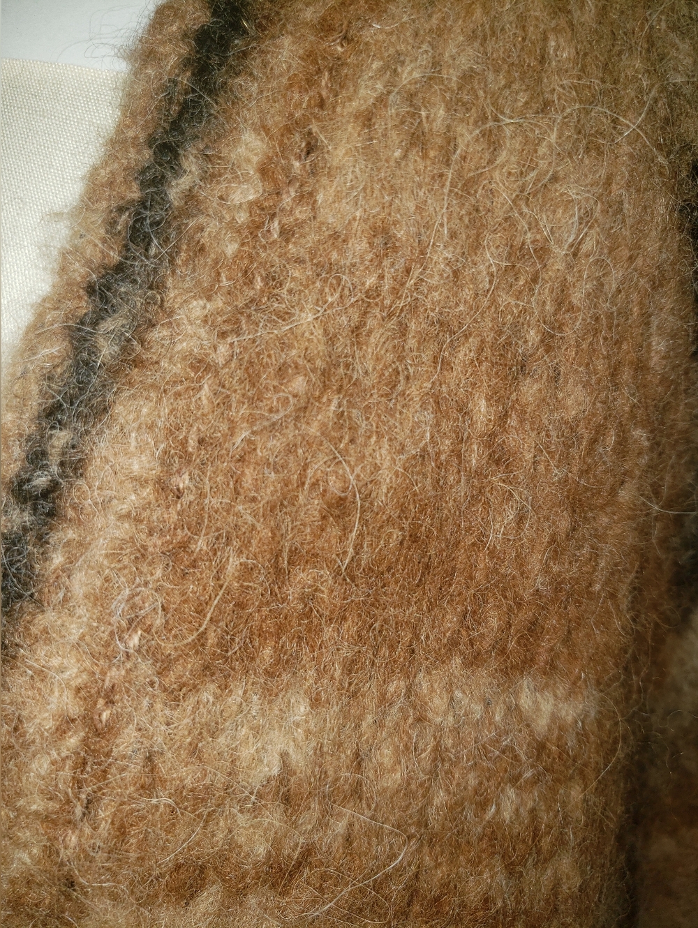 BNWT. B.R. 85% Alpaca 15% Nylon Ombre  Black Tan Cream Cardigan XL